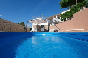 4 Bedroom Holiday House Razanj near Rogoznica
